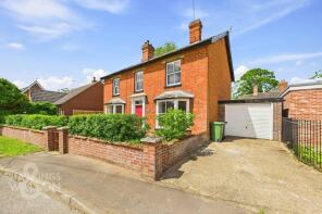 The School Masters House, Station Road, Diss IP21 4QT