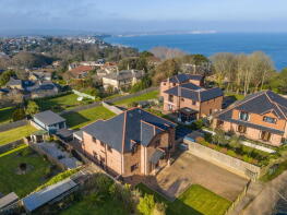 4, Woodlands, Shanklin PO37 6FJ