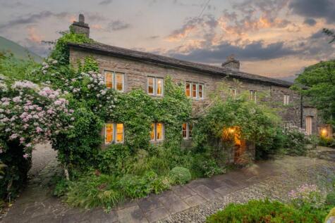 High Beckside, Cautley, Sedbergh, LA10 5NB