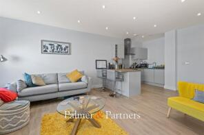 Apartment 14, Essex House, Crouch Street West, Colchester CO3 3HH
