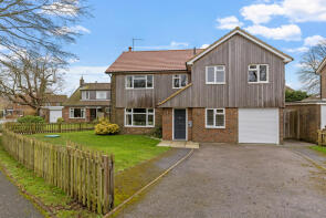 33, South Acre, Petersfield GU31 5LL