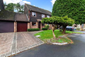 3, Town Mead, Redhill RH1 4LQ