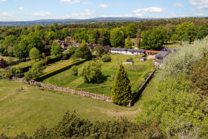 Forest Cottage, Forest Grange, Horsham RH13 6HX