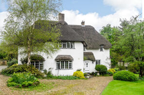 Hillcott, Road From Cutham Lane To South Of Stone Chimneys, Cirencester GL7 7BN