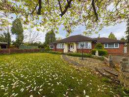 Red Cedars, Plough Lane, Far Forest, Kidderminster DY14 9UY