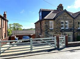 9, Birch Avenue, Sleights, Whitby YO22 5BZ