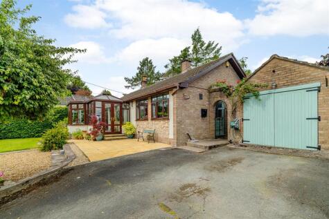 Crendon, Montford Bridge, Shrewsbury, SY4 1HA
