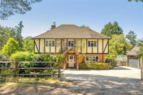 Sandy Lane, Rushmoor, Farnham, Surrey, GU10