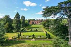 6, Goldings Hall, Goldens Way, Hertford SG14 2WH