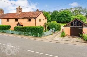 96, High Road, Harleston IP20 0EN