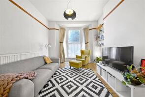 Flat A, 149, Isledon Road, London N7 7JP