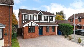 12, Hereford Way, Tamworth B78 3XT