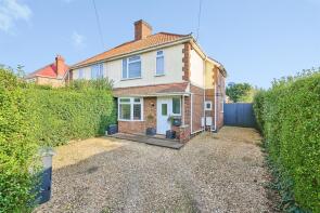 69, Broadway, Peterborough PE7 3EA