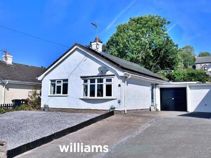Rhodfa Gop, Trelawnyd, LL18