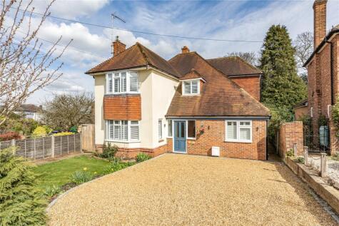 Ferndale Avenue, Chertsey, Surrey, KT16