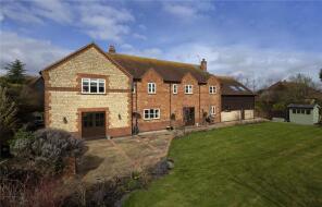 Hunnypot House, Main Street, Aylesbury HP18 0HB