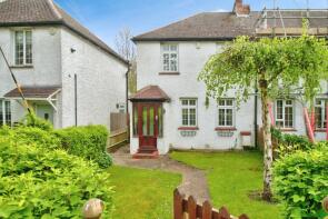 5, Bertrey Cottages, Single Street, Berrys Green, Westerham TN16 3AD