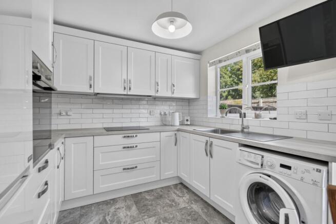 Kitchen (2)