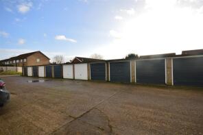 8, Hillcrest, Saxmundham IP17 1TU