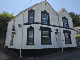 Flat 1, Victoria House, Station Road, Launceston PL15 8EG