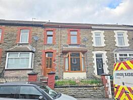 30, Davies Street, Porth CF39 0DB
