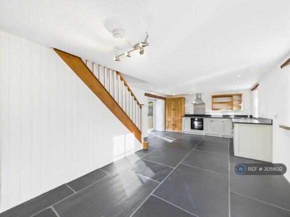 Kitchen / Living Area