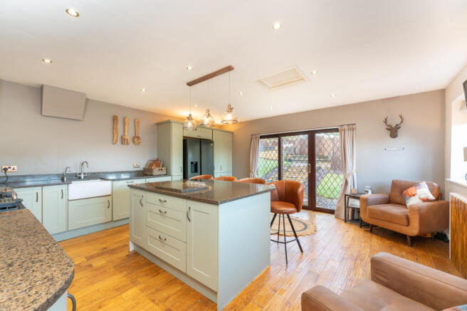 Dining Kitchen