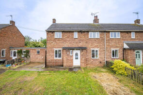 4, Hillside, Grantham NG32 3PX