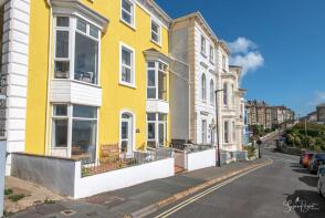 Flat 6, Palmerston House, Hambrough Road, Ventnor PO38 1SQ