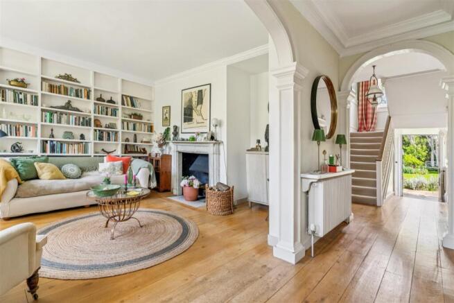 Upper Butts, TW8 - FOR SALE