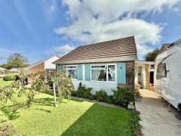 26, Hillhead Park, Brixham TQ5 0HG
