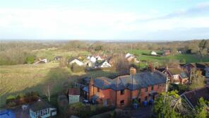 High View House, School Lane, Ewshot, Farnham GU10 5BN