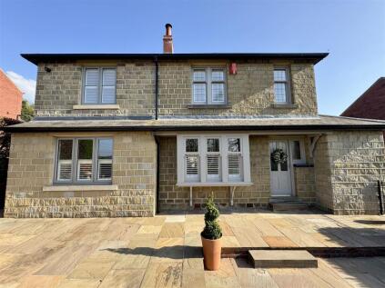 Chapel Hill, Clayton West, Huddersfield, HD8 9HA
