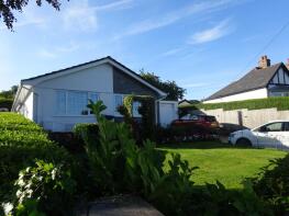 105, New Road, Llanmorlais, Swansea SA4 3TA