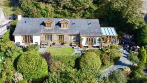 Bro Werydd, A496 From The Pines To Plas Llwyd Hotel, Barmouth LL42 1YP