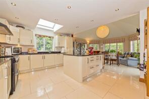 9a, Verley Close, Woughton On The Green, Milton Keynes MK6 3ER