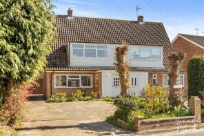 Stoneleigh, Hemnall Street, Epping CM16 4LR