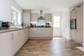 16, Sandy Hill Close, Southampton SO32 2GU