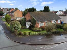 2, Maple Close, Stourbridge DY7 6BT