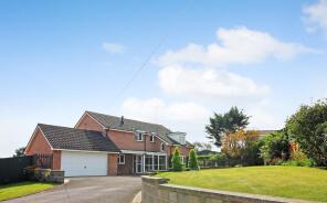 Paddock House, Road South Off A342 To Pigleaze Dairy, Marlborough SN8 3EY
