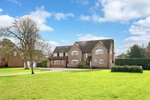 Heron House, Tunnel Lane, North Warnborough, Hook RG29 1JT