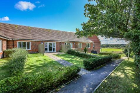 Farnham Road, GU33