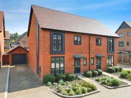 4, Westfield Place, Crowthorne RG45 6QQ