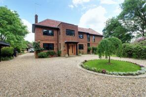 5 Dene Orchard, Little Berkhamsted Lane, Hertford SG13 8LU