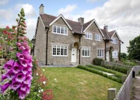 2, New Cottages, Village Pump To Lullington Lane, Lullington, Frome BA11 2PG