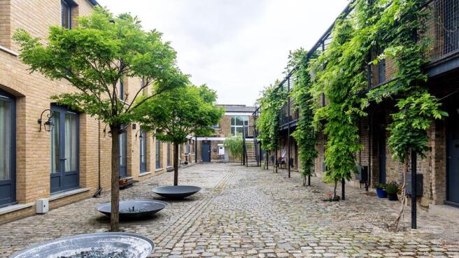 courtyard (example)