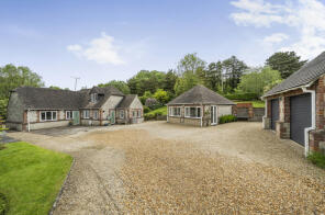 Hillview Bungalow, Giddeahall, Chippenham SN14 7ET