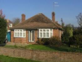 2, Chalklands, Bourne End SL8 5TJ