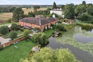 4, Clive House, Rhiews Crossroads To Longslow Junction, Styche, Market Drayton TF9 3RB