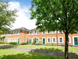 6, Winchfield Court, Winchfield, Hook RG27 8SP